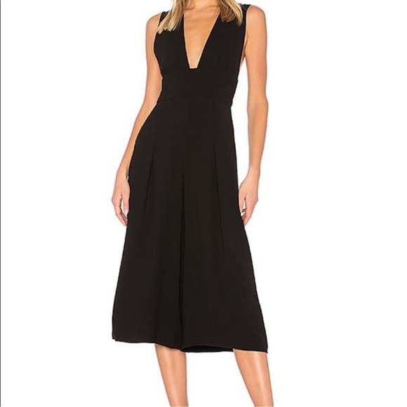 BCBG Dresses & Skirts - NWT BCBG Black Deep V-Neck Midi Dress